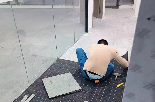 辦公室裝修里的利舊是指什么意思？